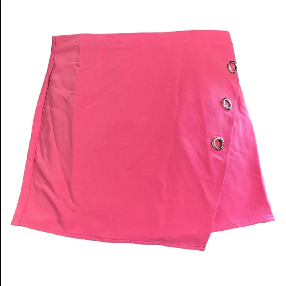 h:ours bright pink